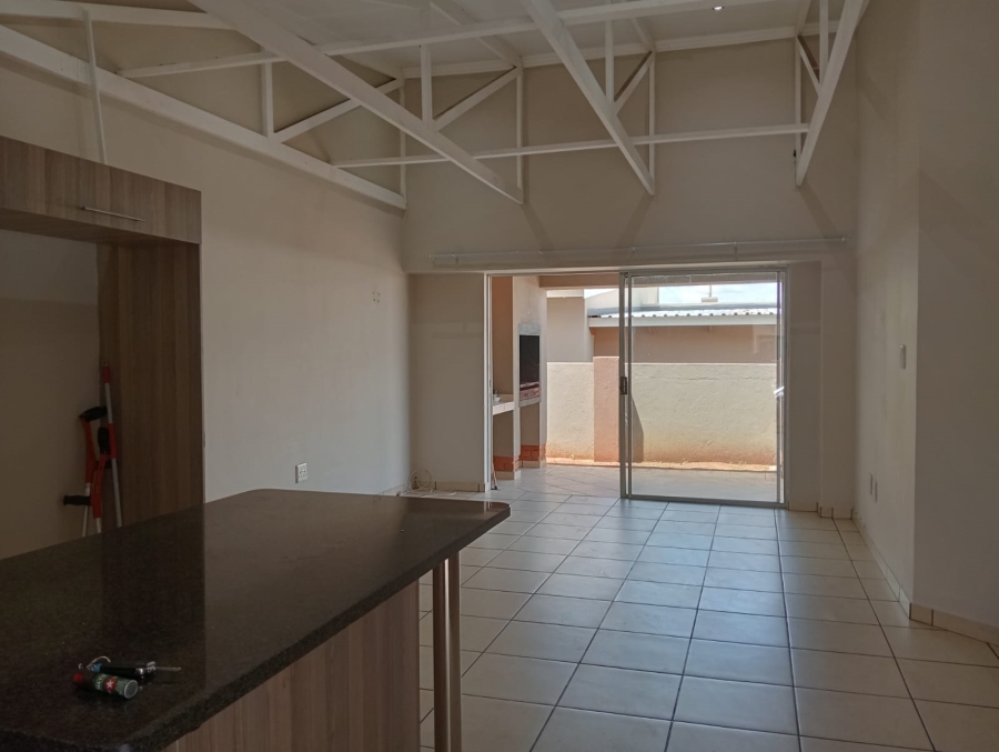 To Let 3 Bedroom Property for Rent in Waterval East North West